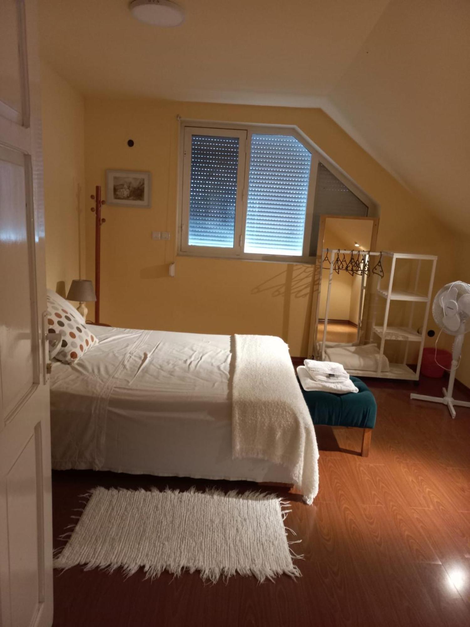 Cosy Bedroom For 2 With Balcony In A Family Villa Turnu Măgurele Exterior photo